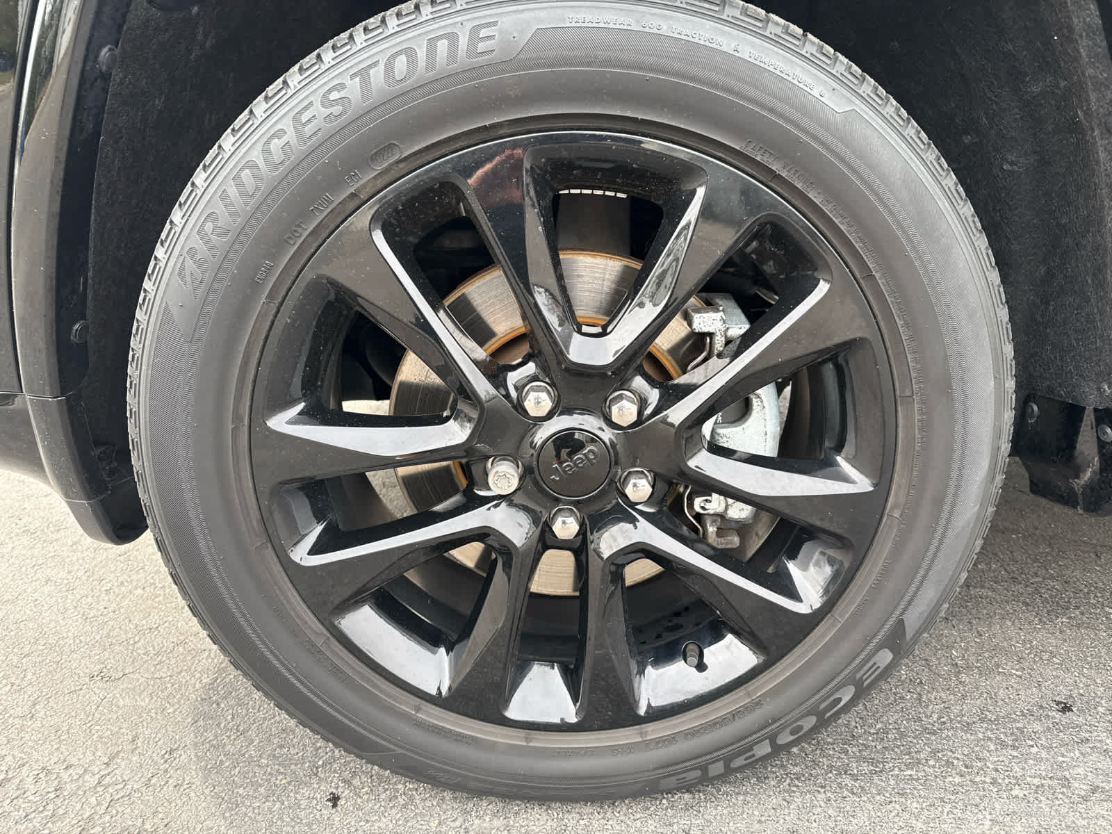 Used 2022 Jeep Grand Cherokee Laredo X AWD/4WD image 9