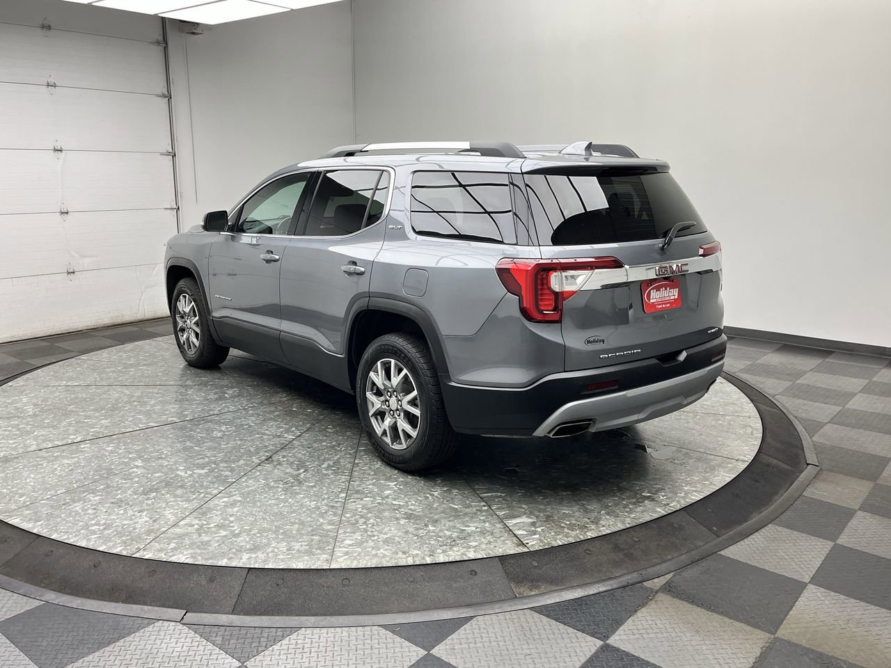 Used 2021 GMC Acadia SLT w/ Preferred Package AWD/4WD image 2