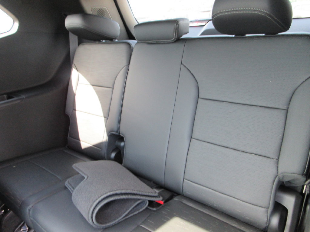 New 2026 Buick Enclave Sport Touring w/ Power Package FWD image 14