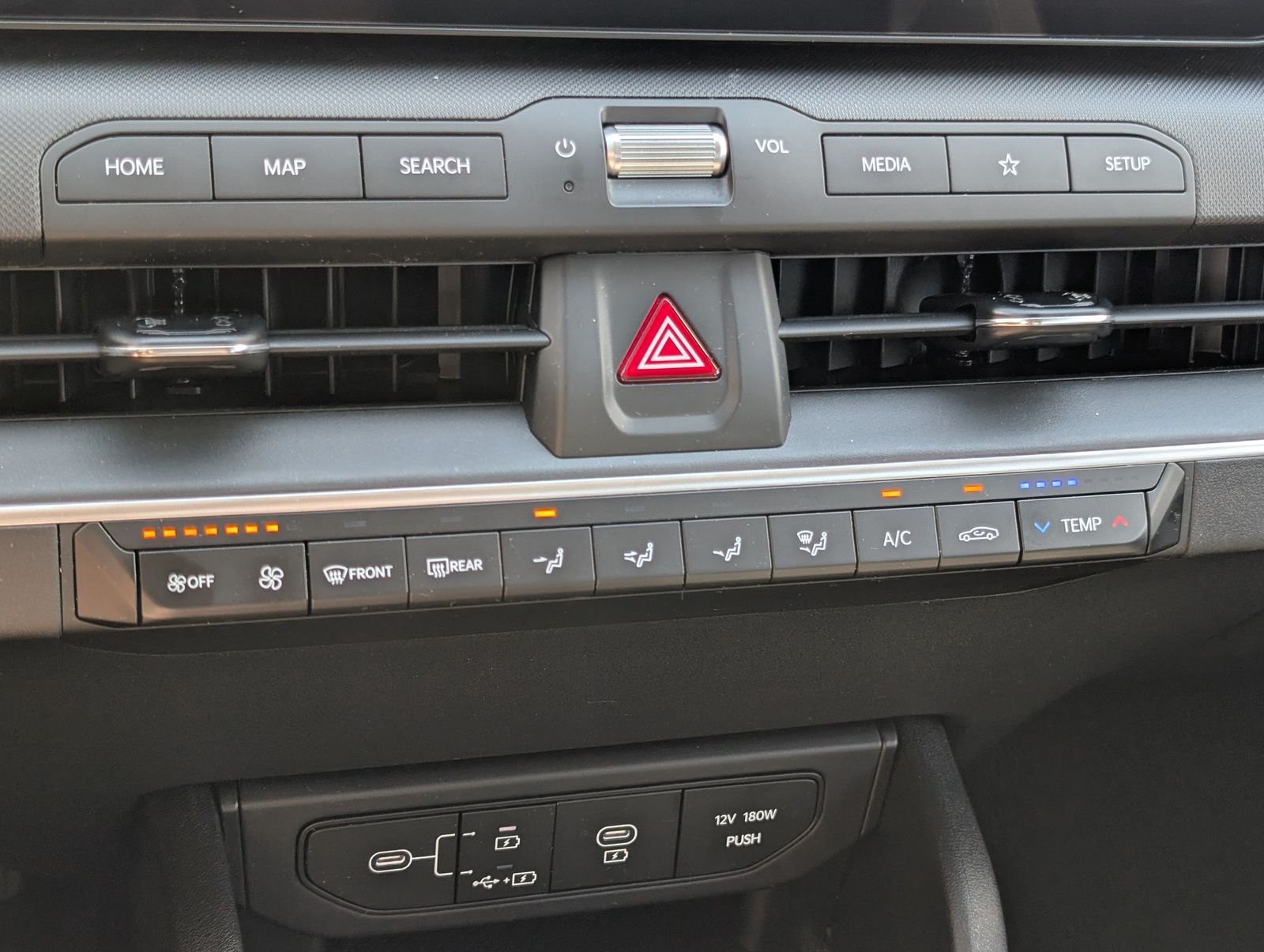 Used 2025 Kia K4 FWD image 23