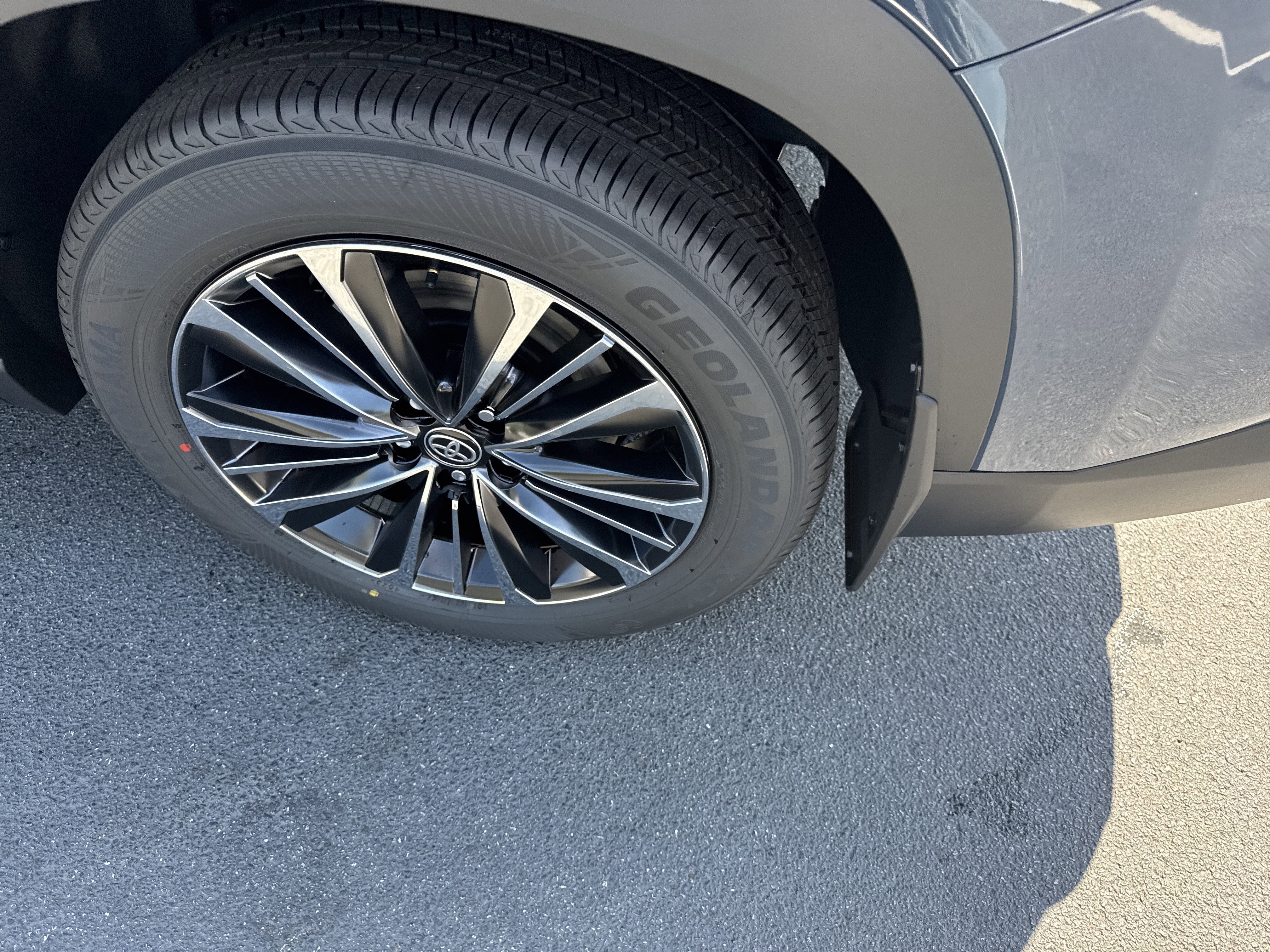 New 2026 Toyota Grand Highlander AWD Hybrid image 12