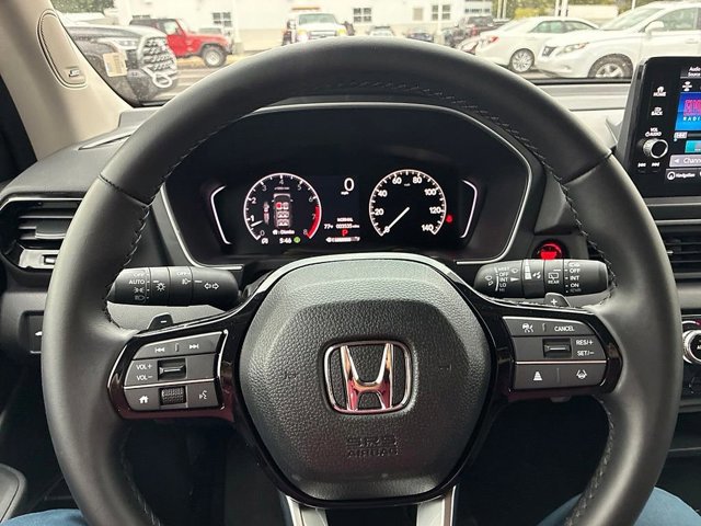 Used 2025 Honda Pilot Touring image 31