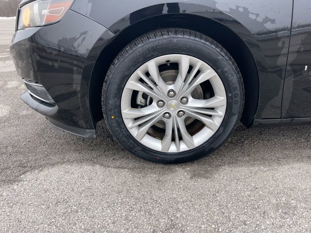 Used 2015 Chevrolet Impala LT image 9