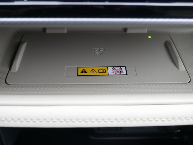 Used 2024 Toyota Highlander Platinum image 22