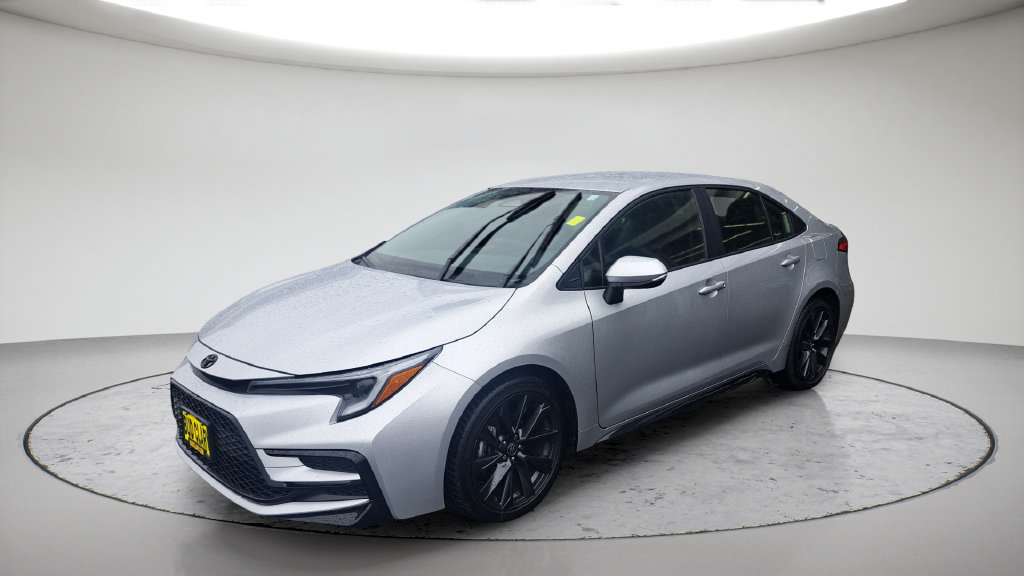 Used 2026 Toyota Corolla SE w/ SE Package
