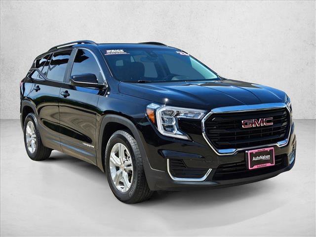 Used 2023 GMC Terrain SLE w/ Driver Convenience Package FWD image 3