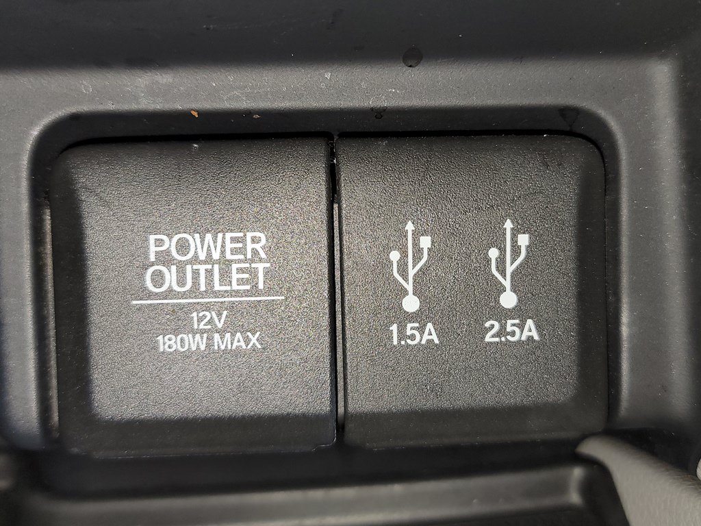 Used 2016 Honda Pilot Touring image 26