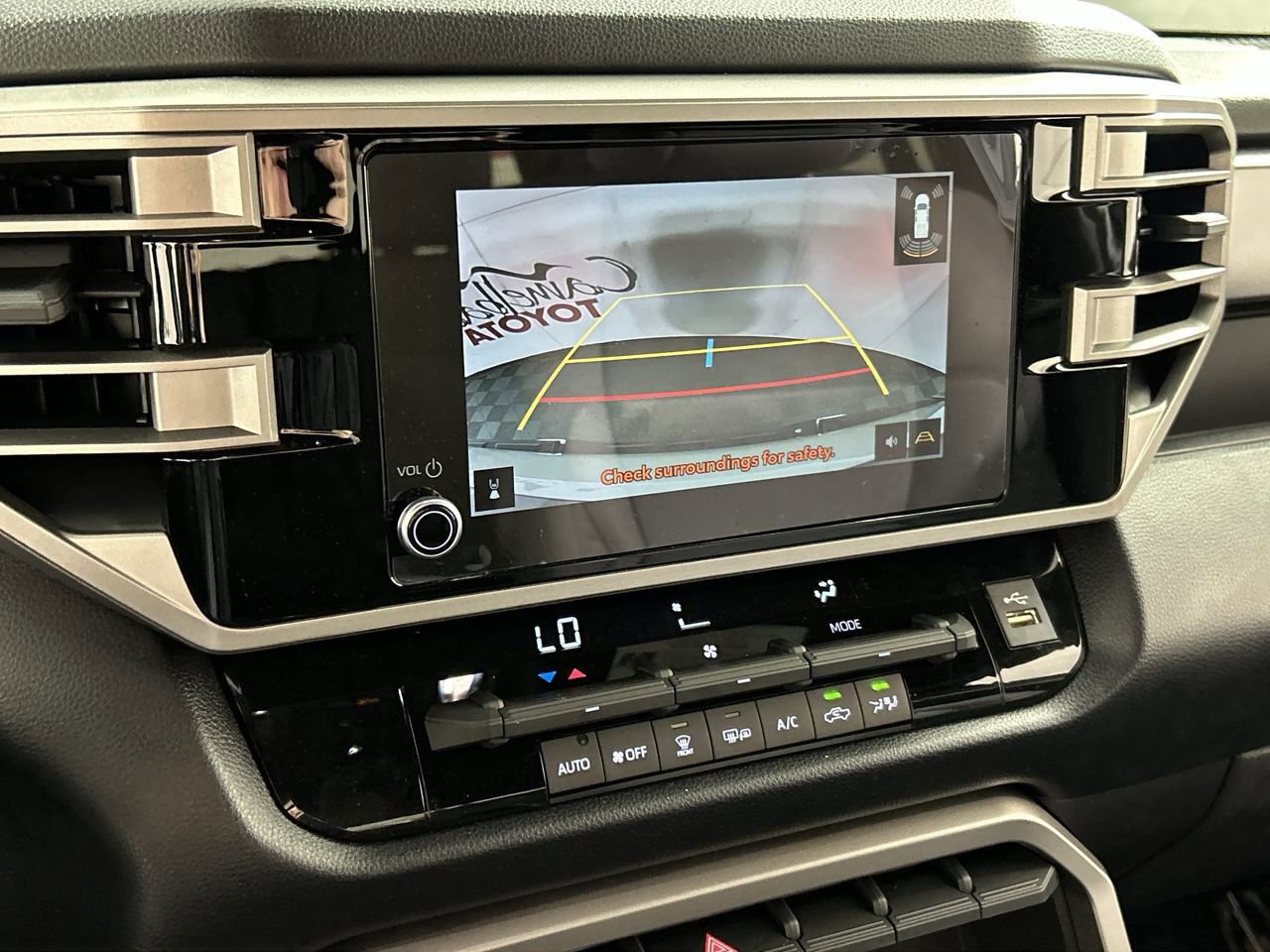 Used 2026 Toyota Tundra SR5 w/ SR5 Convenience Package image 18