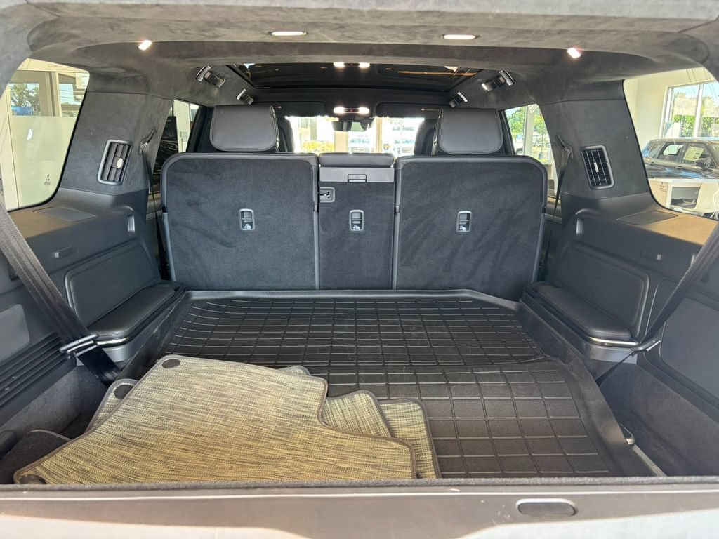 Used 2024 Rivian R1S Adventure AWD/4WD image 22