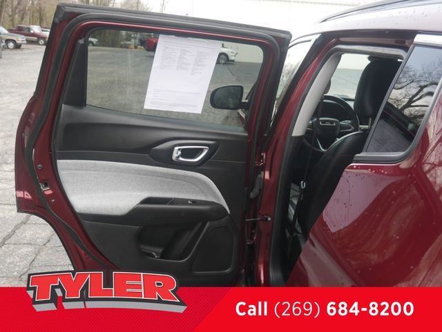 Used 2022 Jeep Compass Latitude image 21