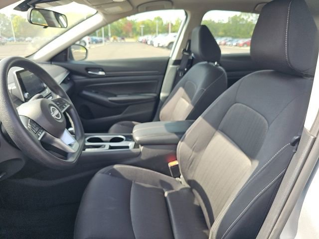 Used 2024 Nissan Altima 2.5 SV image 19