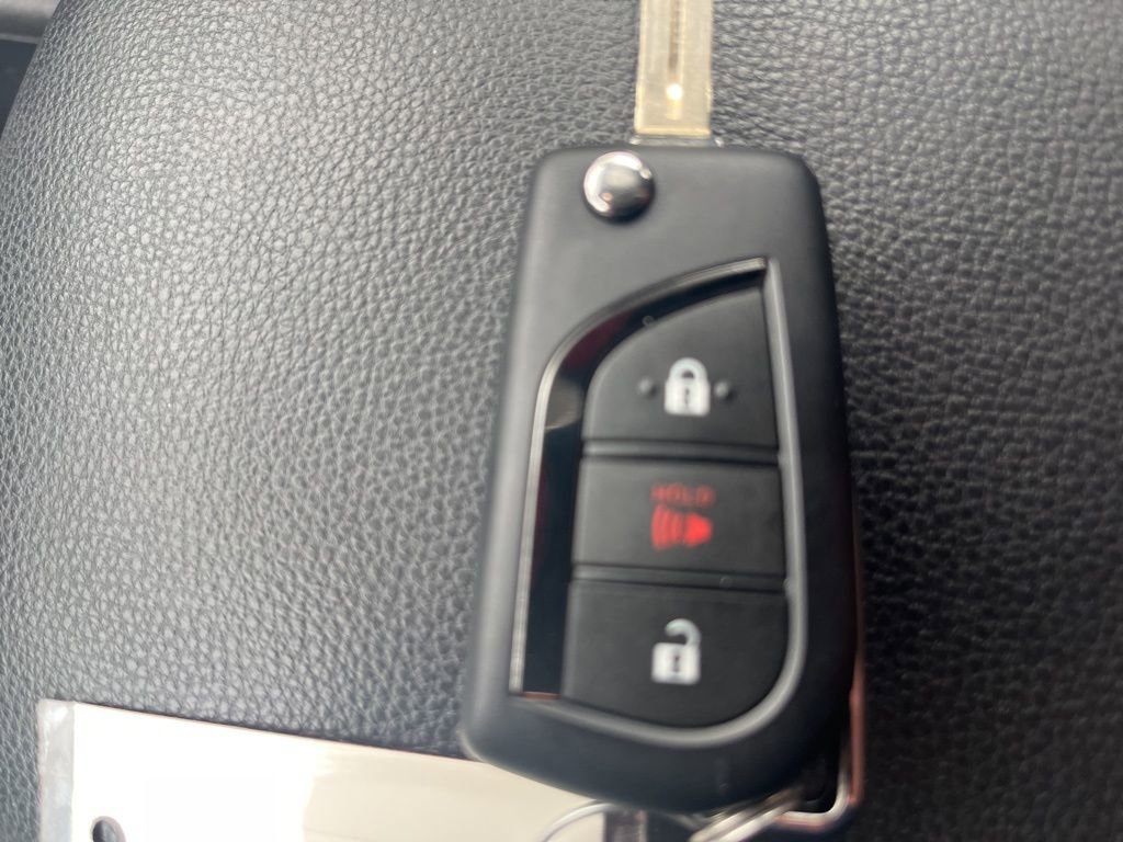 Used 2023 Toyota RAV4 LE image 23