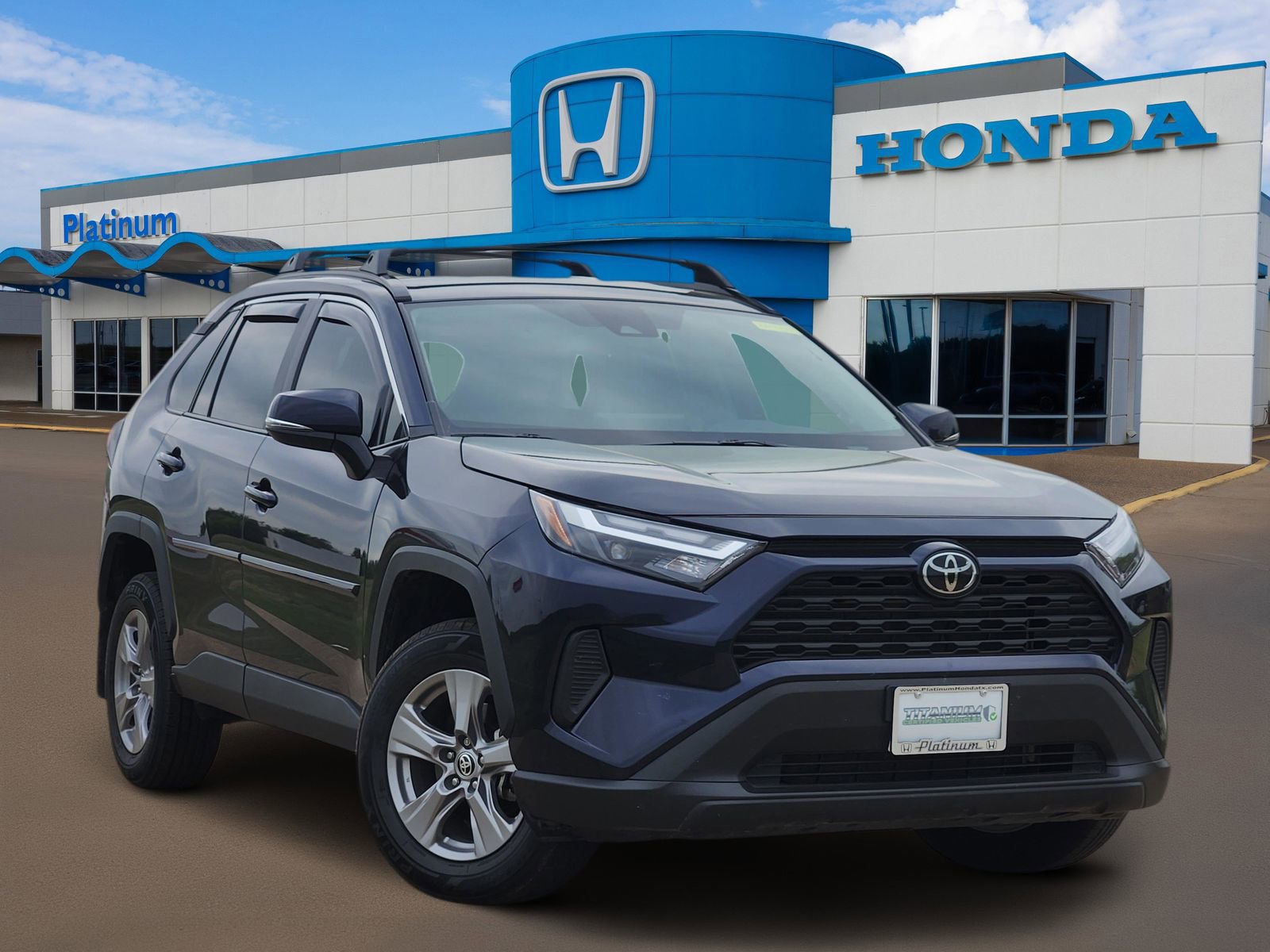 Used 2024 Toyota RAV4 XLE image 2