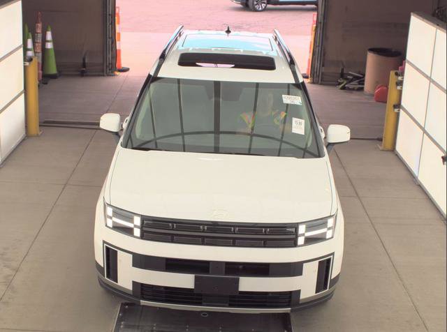 Used 2025 Hyundai Santa Fe Limited image 7