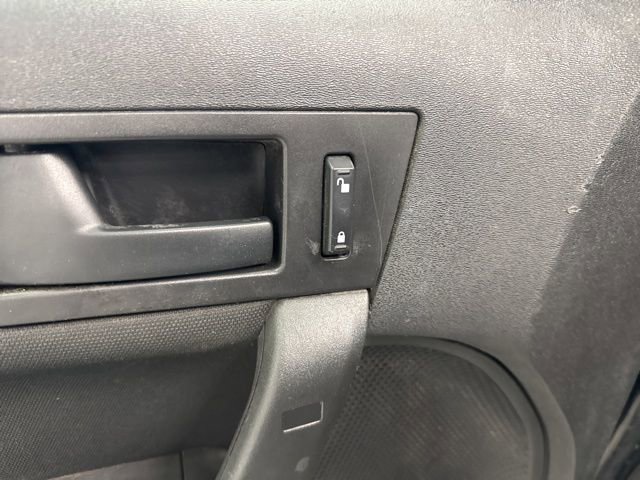 Used 2010 Ford Focus SE image 17