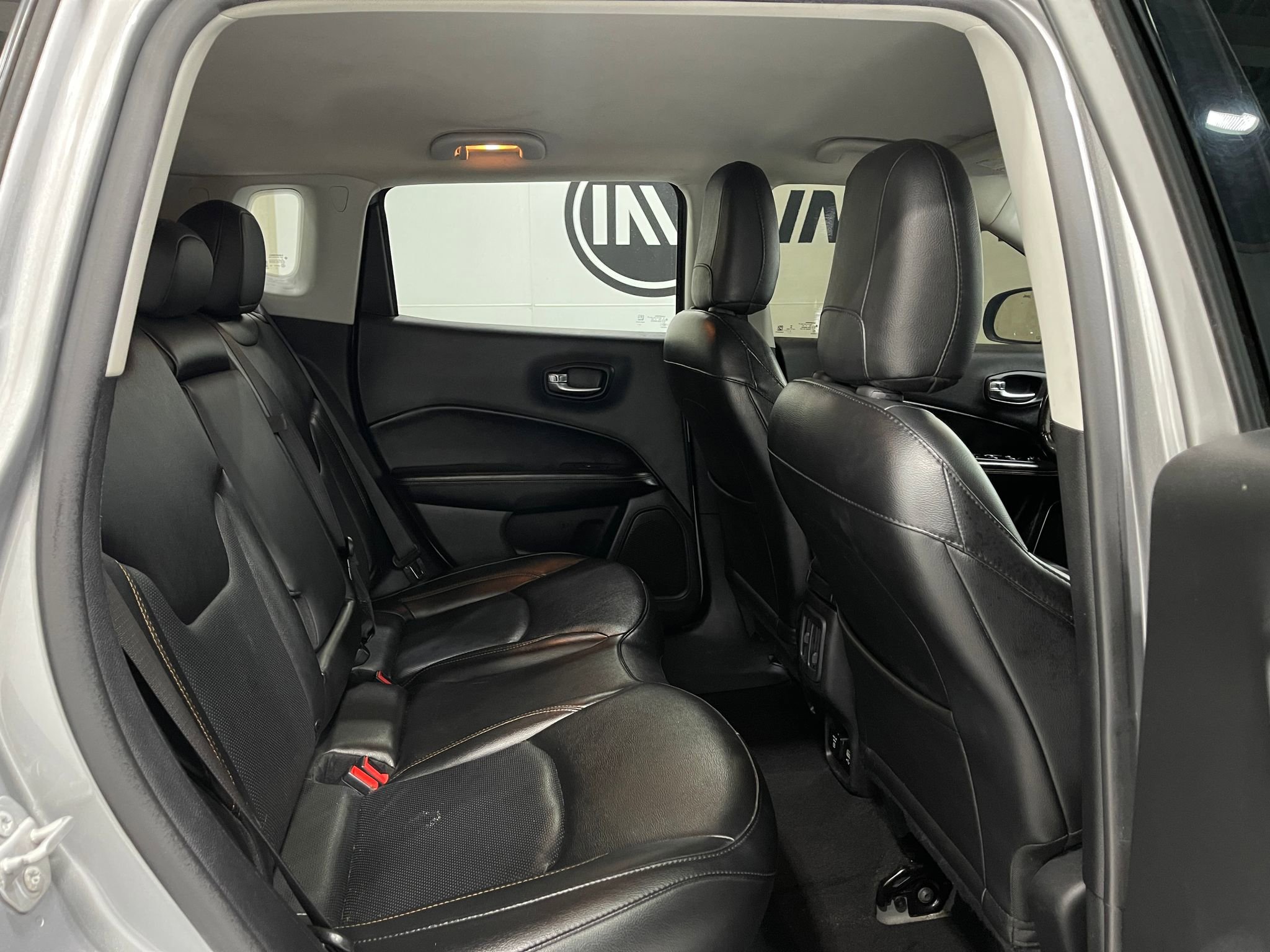 Used 2020 Jeep Compass Limited image 29