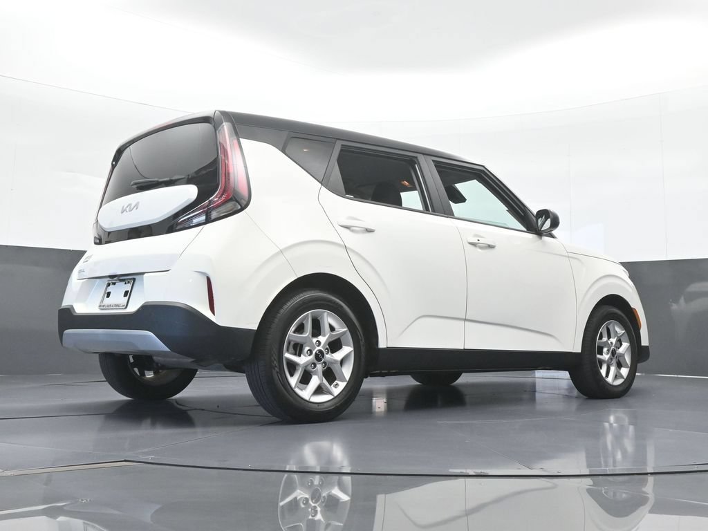 Used 2024 Kia Soul S FWD image 56