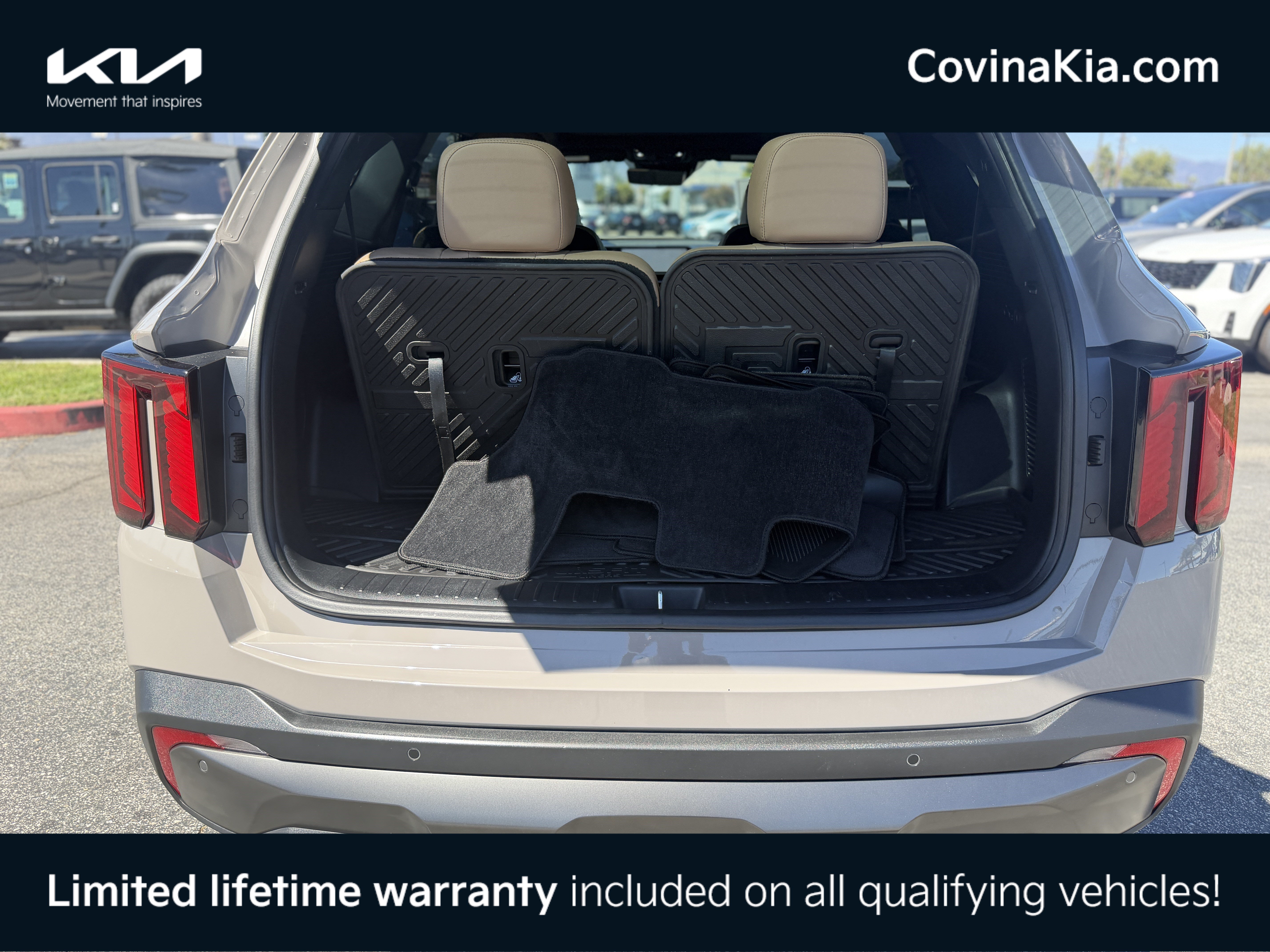Certified 2025 Kia Sorento SX Prestige w/ Olive Brown Leather Package AWD/4WD image 10