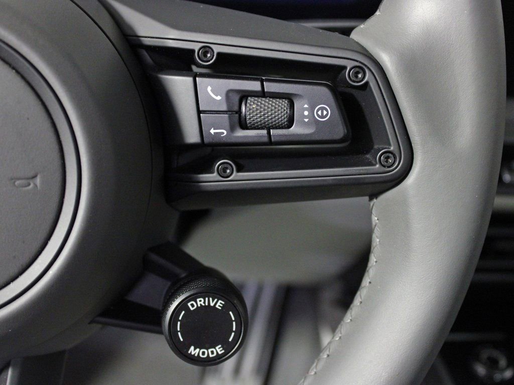 Certified 2022 Porsche 911 Carrera S image 25