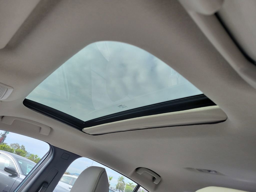 New 2026 Nissan Sentra SL w/ Floor Mat Package image 12