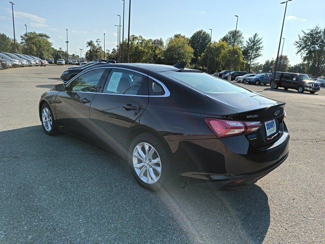 Used 2020 Chevrolet Malibu LT image 3