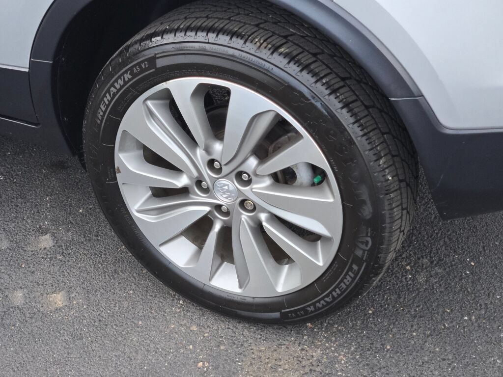 Certified 2019 Buick Encore Preferred FWD image 19