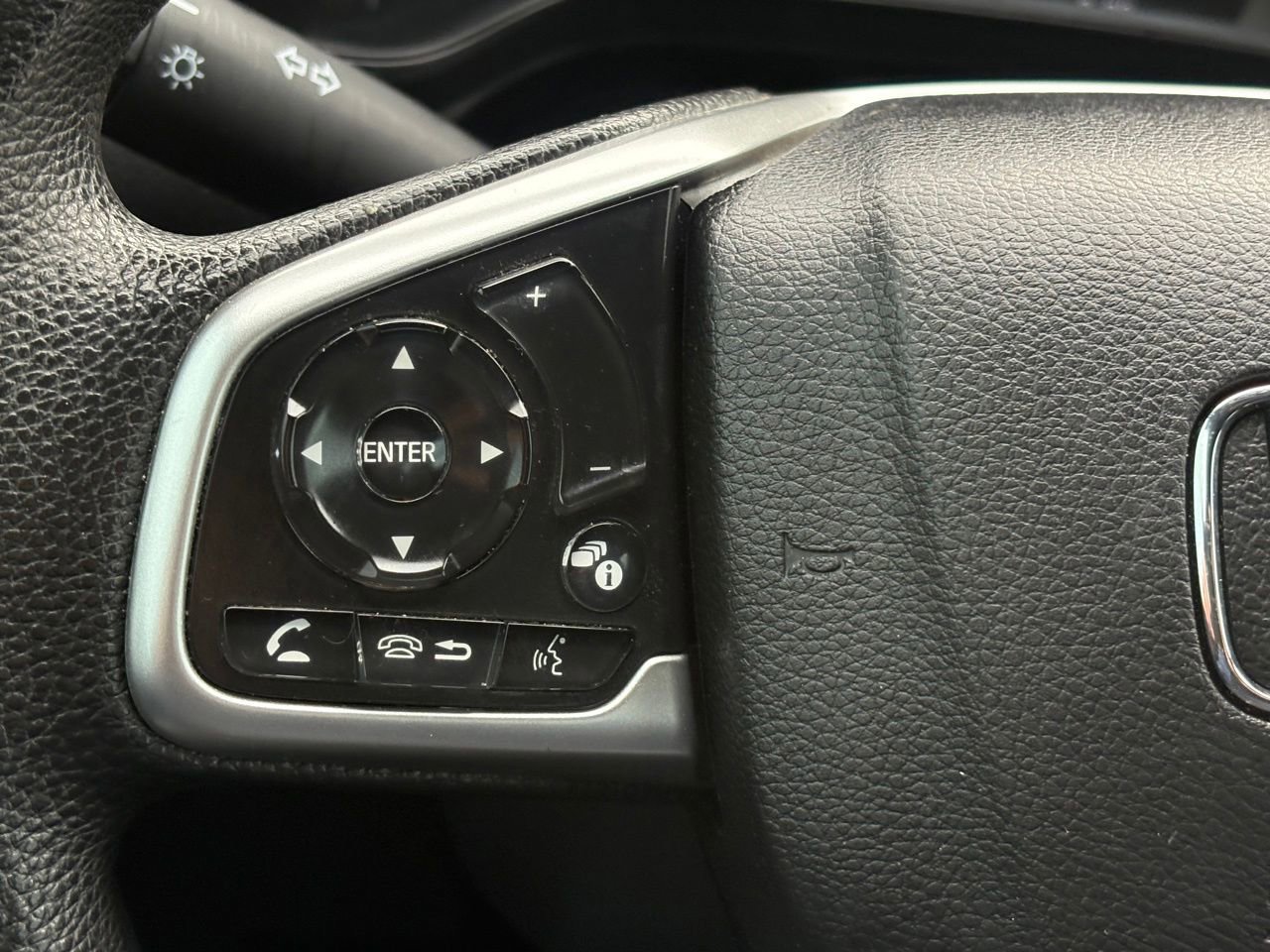 Used 2020 Honda CR-V LX image 19