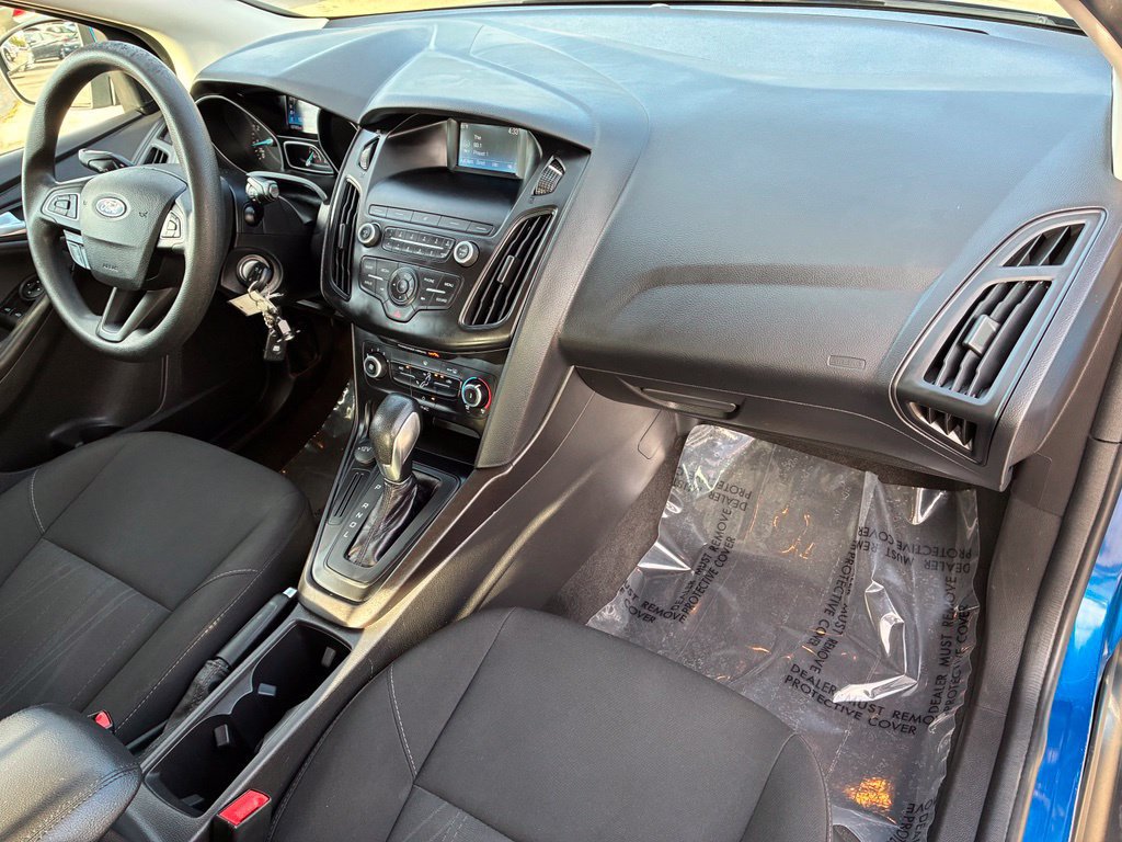 Used 2018 Ford Focus SE FWD image 29