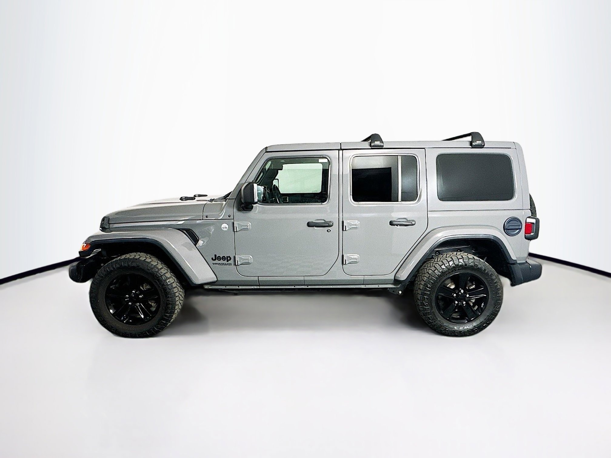 Used 2019 Jeep Wrangler Unlimited Sahara image 4