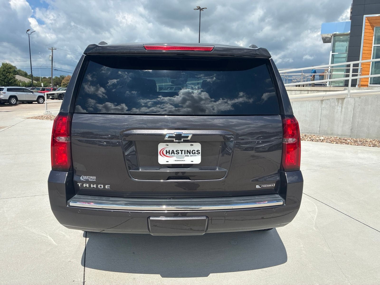 Used 2018 Chevrolet Tahoe Premier AWD/4WD image 4