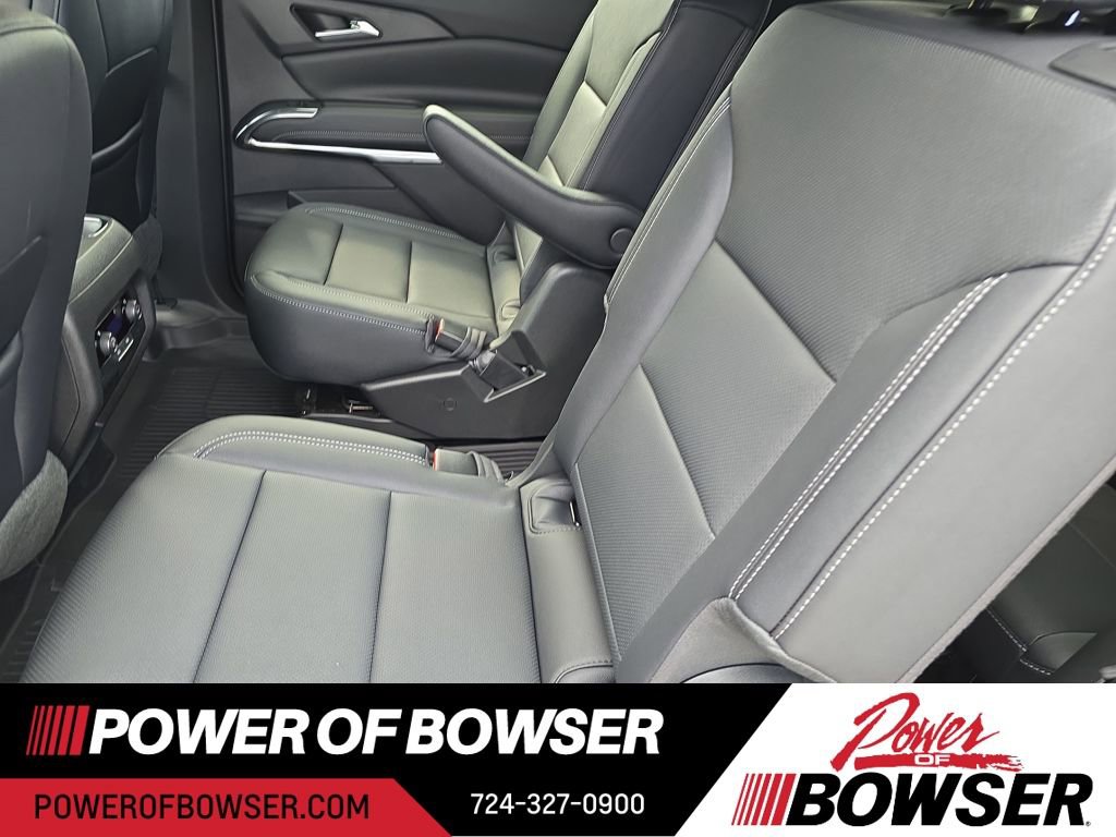 New 2026 Chevrolet Traverse LT w/ LPO, Floor Liner Package image 5