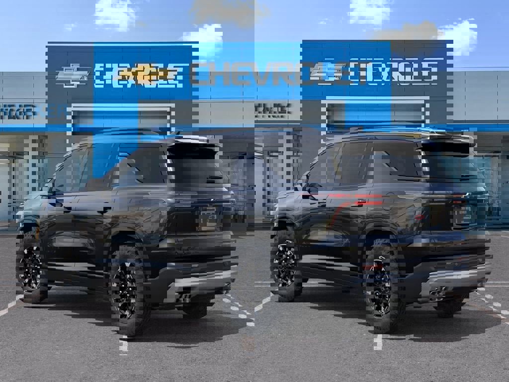 New 2026 Chevrolet Traverse Z71 w/ Enhanced Driving Package image 3