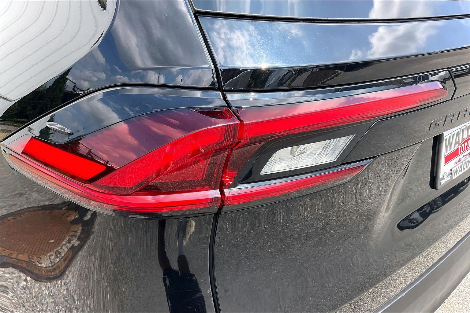 Used 2025 Toyota Grand Highlander FWD image 34