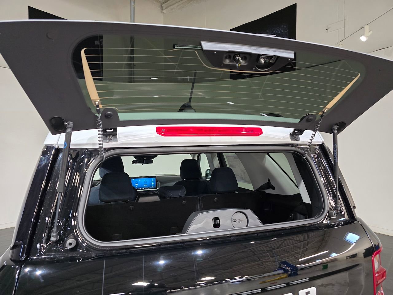 New 2025 Ford Bronco Sport Heritage w/ Convenience Package image 31