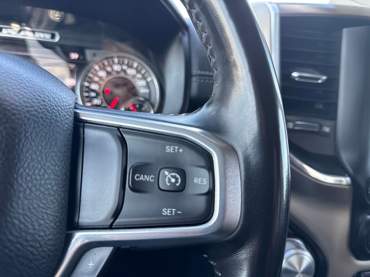 Used 2021 RAM 1500 Laramie image 29