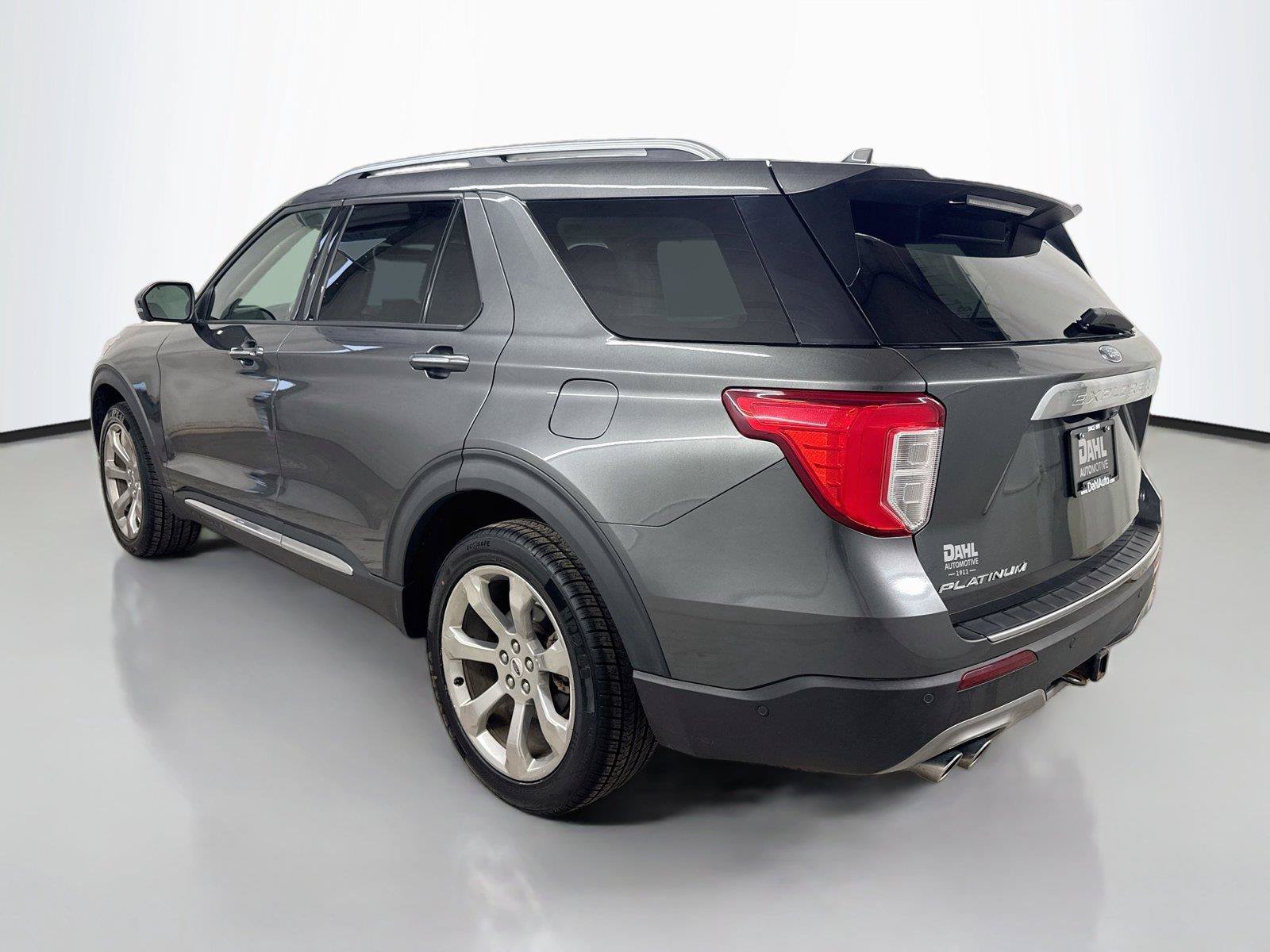 Used 2020 Ford Explorer Platinum w/ Premium Technology Package AWD/4WD image 9