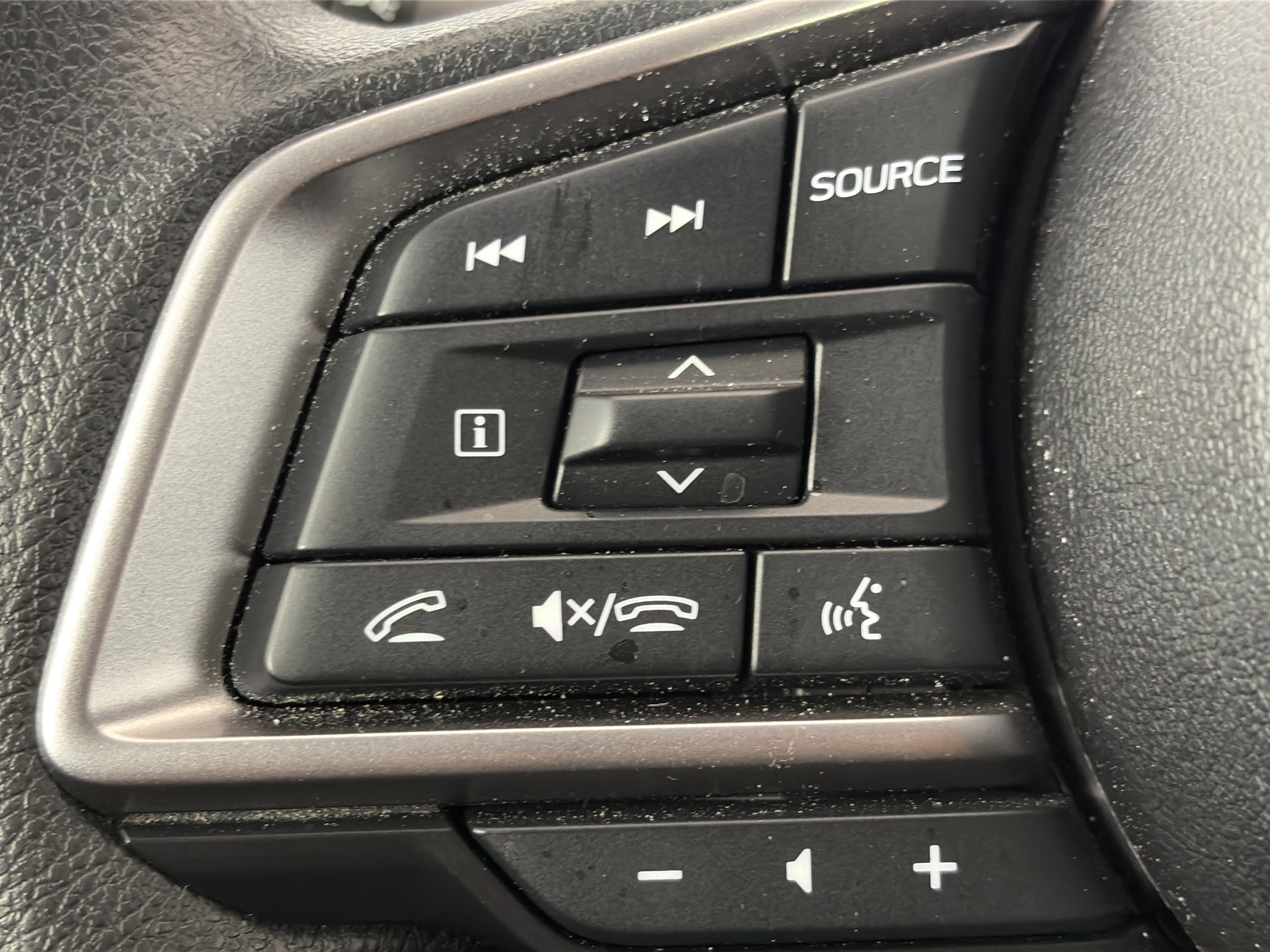 Used 2025 Subaru Impreza 2.0i Sport image 17