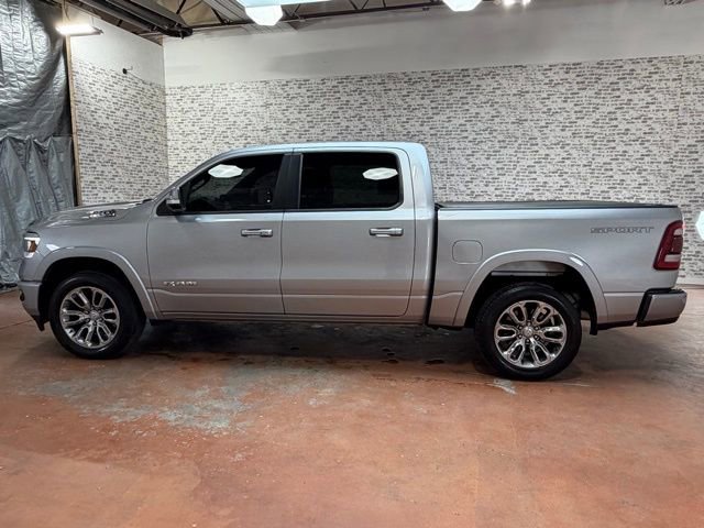 Used 2022 RAM 1500 Laramie w/ Sport Appearance Package AWD/4WD image 4