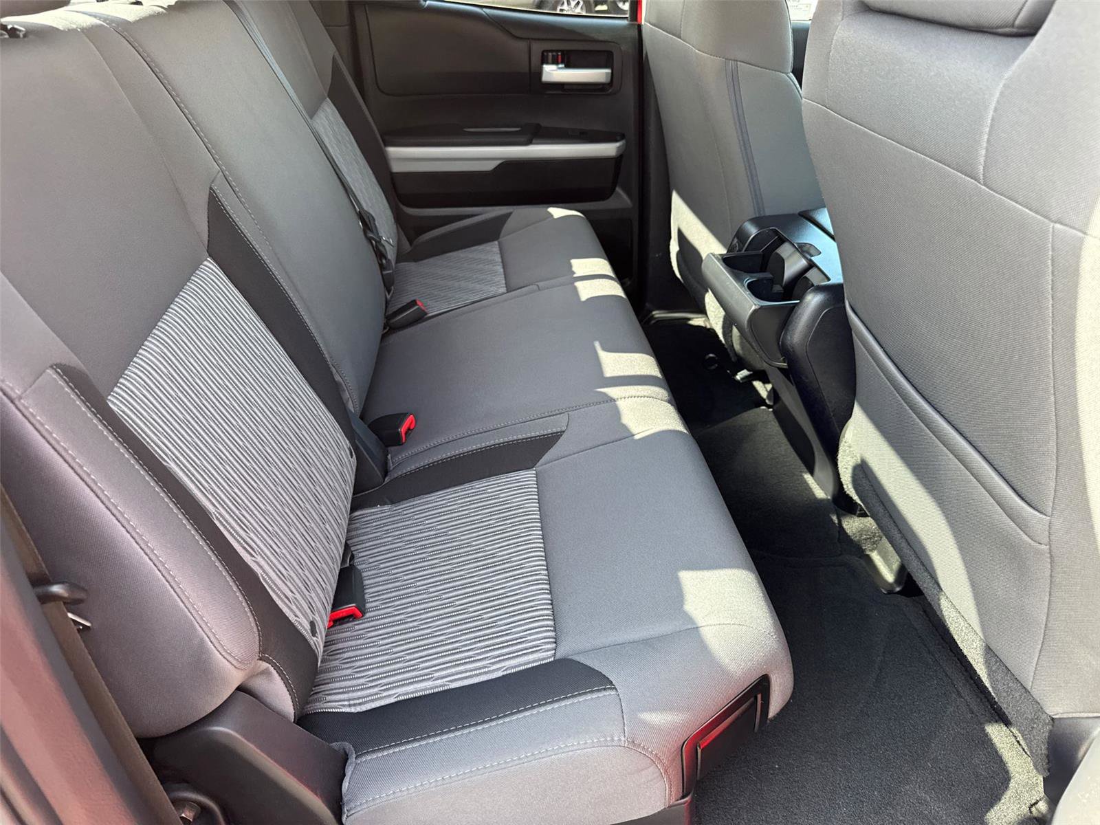 Used 2017 Toyota Tundra SR5 w/ SR5 Upgrade Package RWD image 19