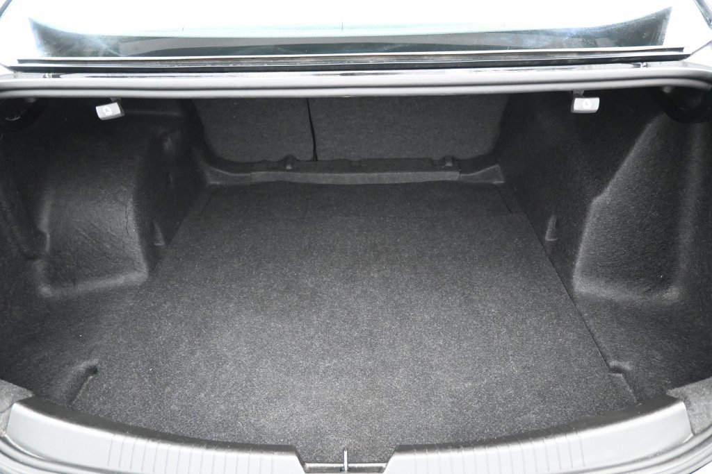 Used 2024 Chevrolet Malibu LT FWD image 29