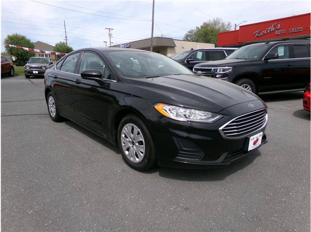 Used 2019 Ford Fusion S FWD image 12