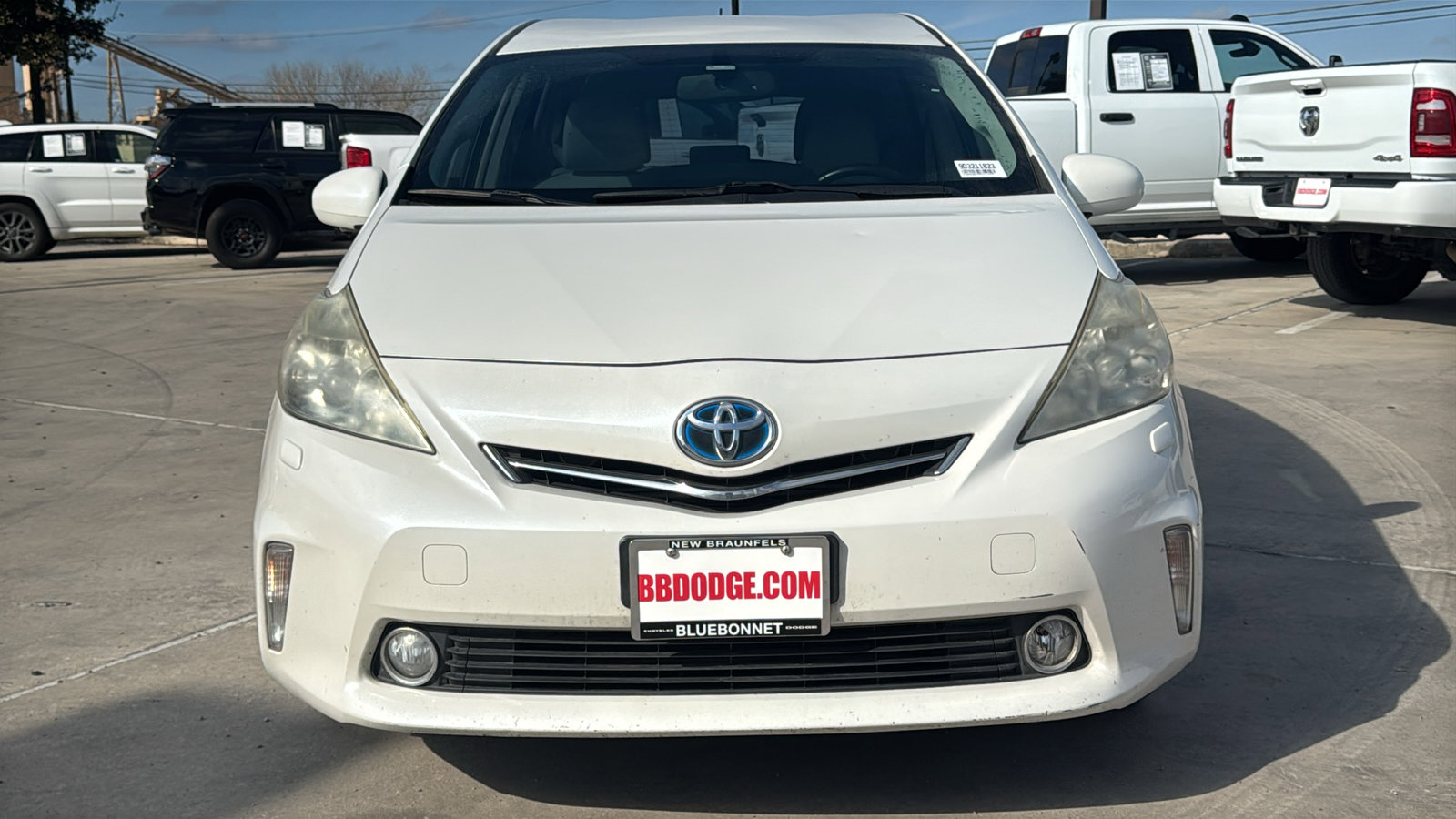 Used 2013 Toyota Prius V image 2