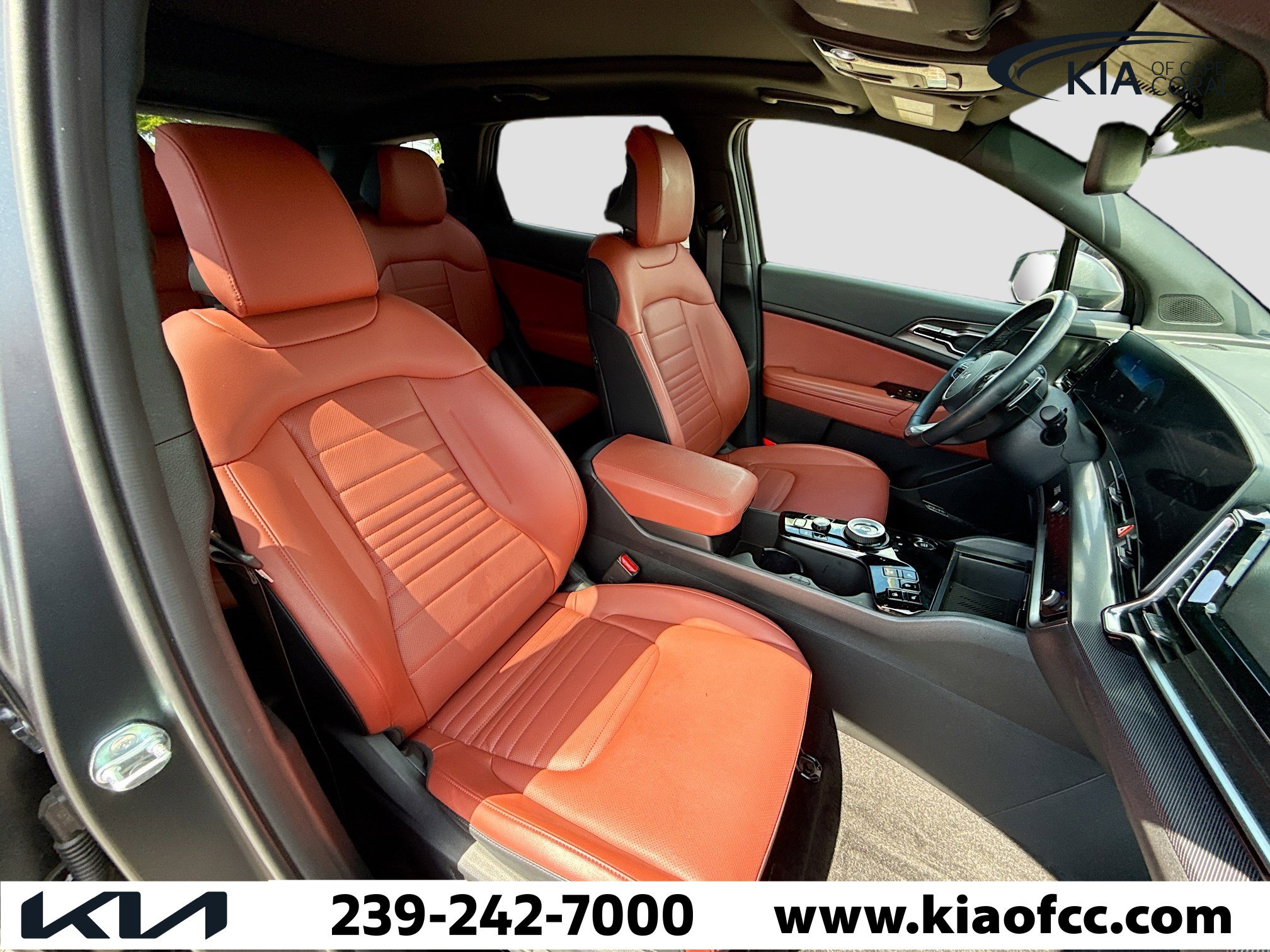 Used 2025 Kia Sportage SX Prestige image 11