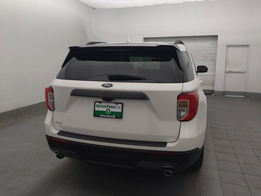 Used 2021 Ford Explorer XLT w/ Equipment Group 202A RWD image 7