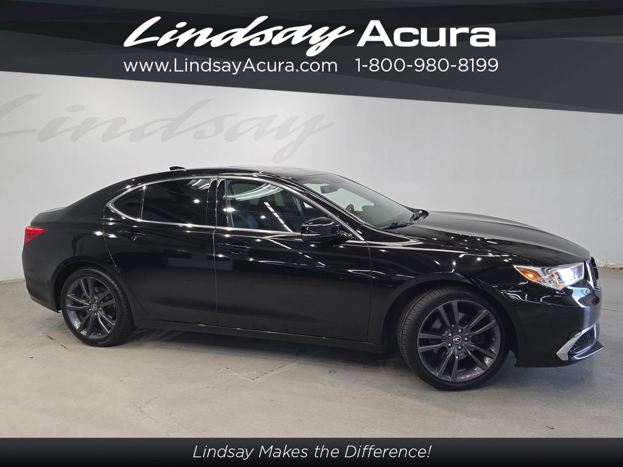 Used 2019 Acura TLX FWD image 3