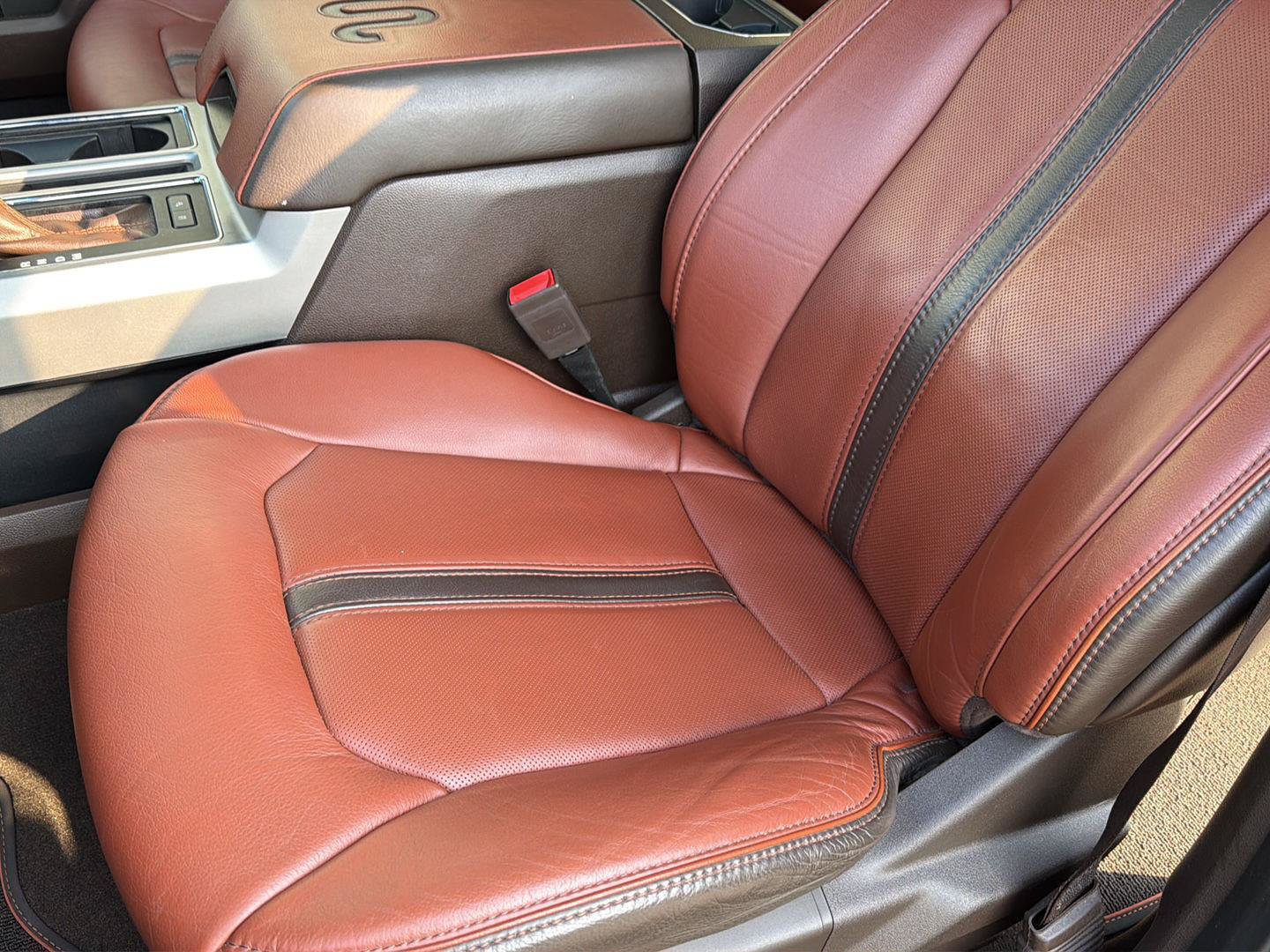 Used 2019 Ford F150 King Ranch w/ Equipment Group 601A Luxury AWD/4WD image 34