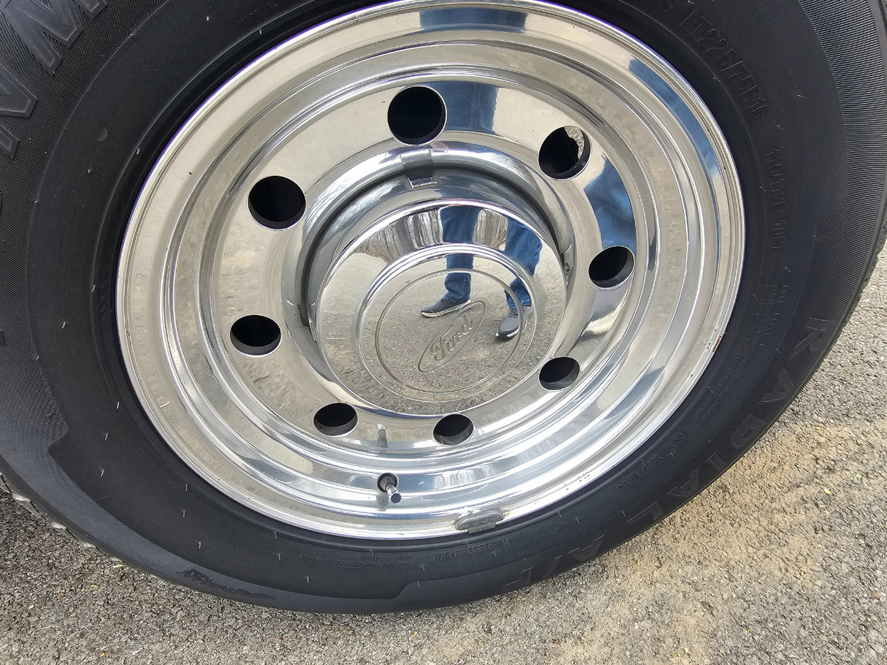 Used 2004 Ford E-250 and Econoline 250 image 15