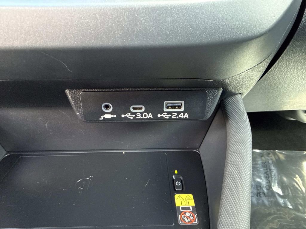 Used 2025 Subaru Forester Premium w/ Convenience Package #1 image 32