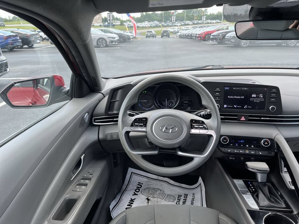 Used 2023 Hyundai Elantra Blue FWD image 20