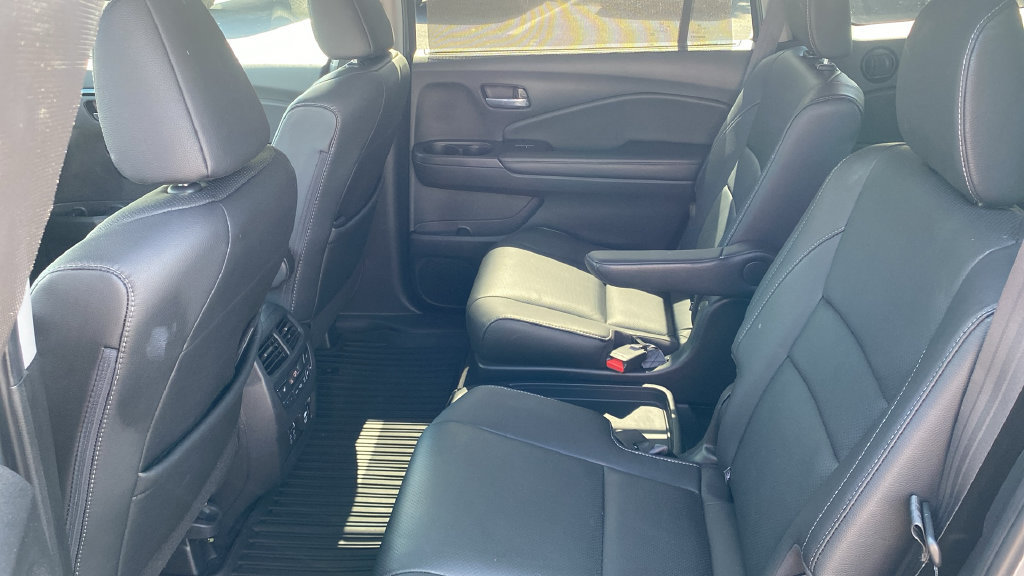 Used 2019 Honda Pilot Elite image 14
